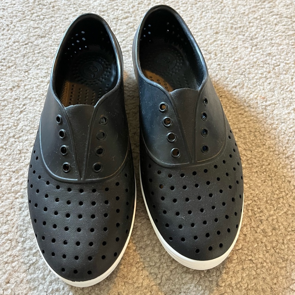 Casual Black Slip-On Shoes